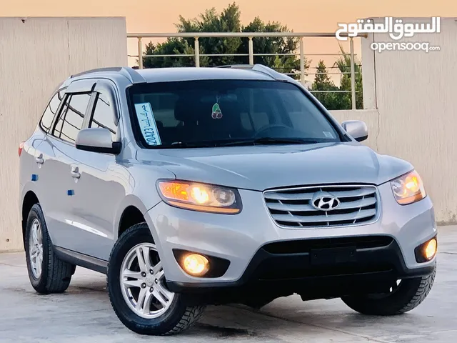 Used Hyundai Santa Fe in Tripoli