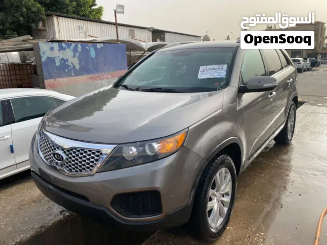 2013 كيا سورينتو LX