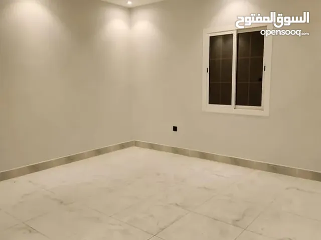 شقة فاخرة للايجار الشهري والسنوي في الرياض حي عرقة