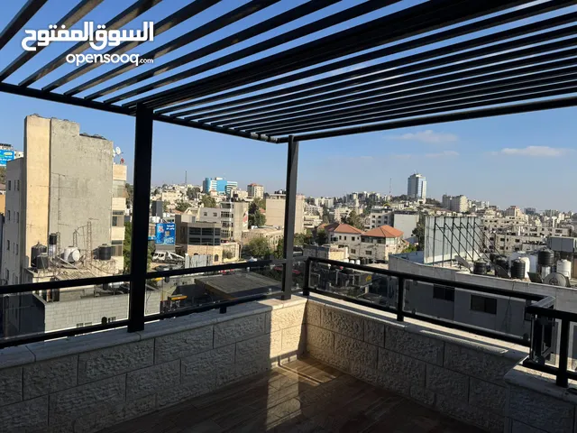 ستوديو بحالة ممتازه مع المالك مباشرة