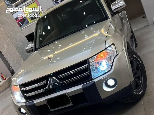 Used Mitsubishi Pajero iO in Ramallah and Al-Bireh