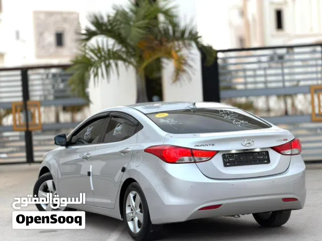 2012 Hyundai Elantra GL MID