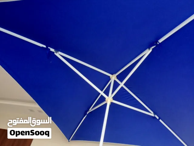 مظلات وشماسي خارجية للحدائق والشاطئ تتوفر بعدة موديلات دائري مانيول بمقاس ومستطيل بمقاسين كبير وصغير