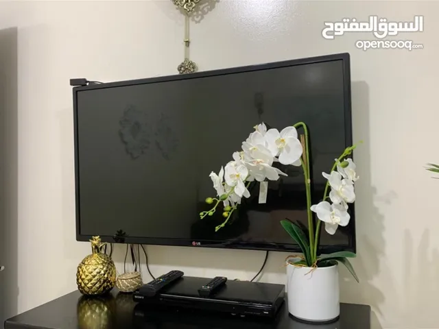 LG Smart 46 inch TV in Abu Dhabi