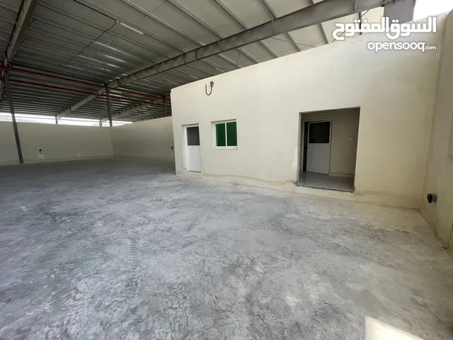 مخازن ومحلات تجارية للإيجار