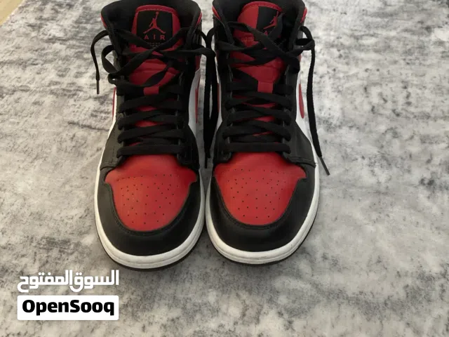 Nike Air Jordan 1 Mid Black Red White 554724-079 Men's
