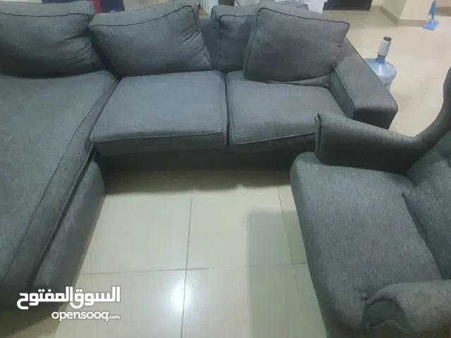 living room Sofa set in Good condition