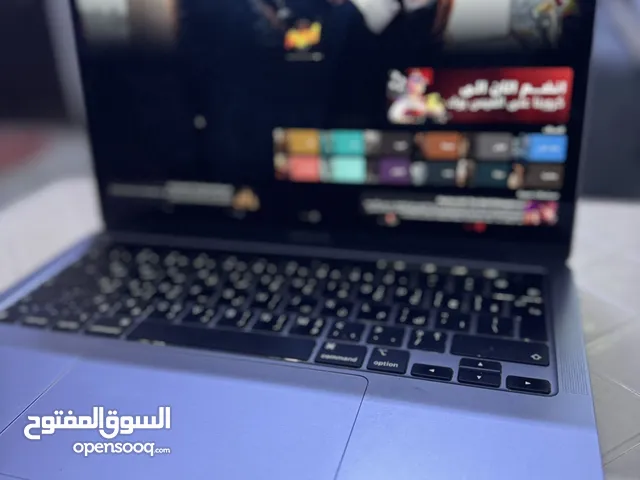 ماك بوك برو m2  2022 للبيع