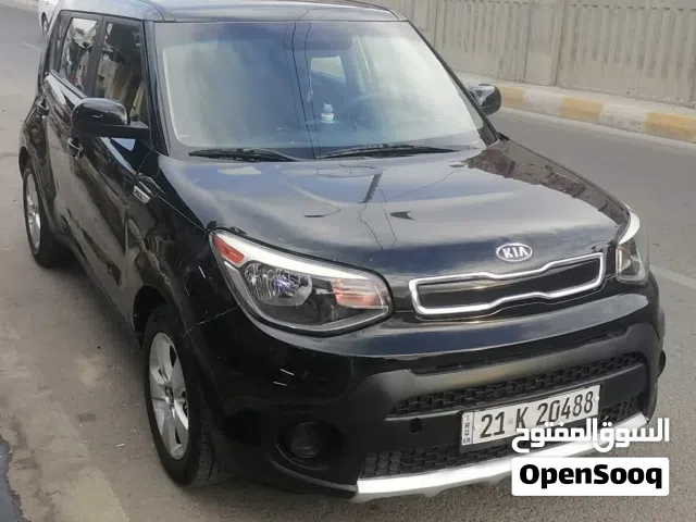 2018 كيا سول Standard