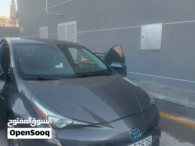 2018 تويوتا بريوس Prius