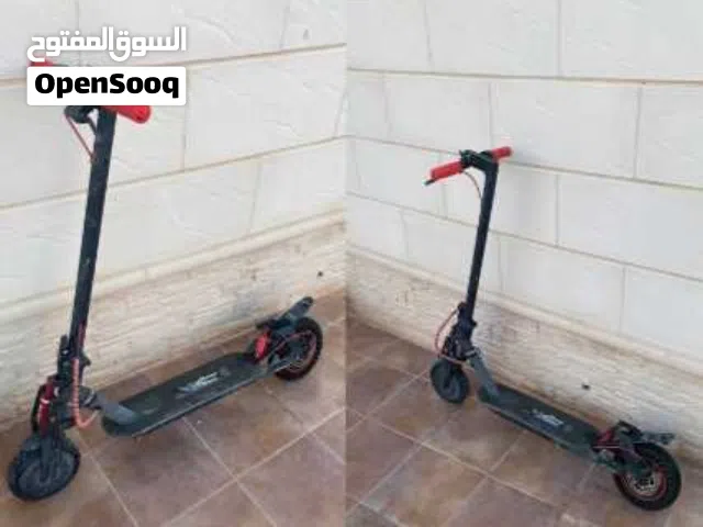 سكوتر مستعمل 2026 بمحرك 1-250 سي سي بحالة جيدة للشراء