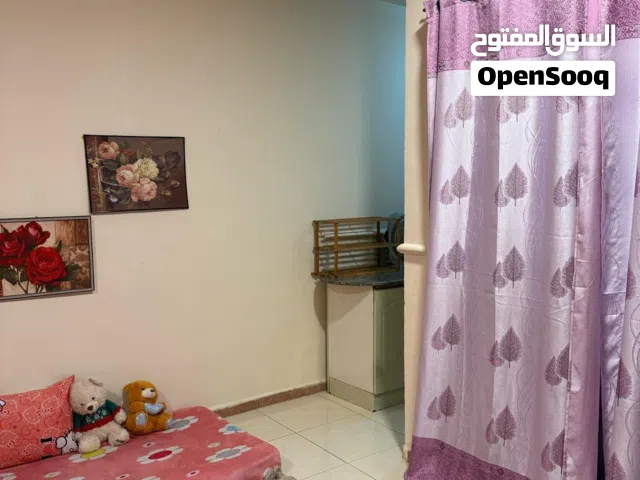 استديو للاجار مفروش في الشارقة القليعة