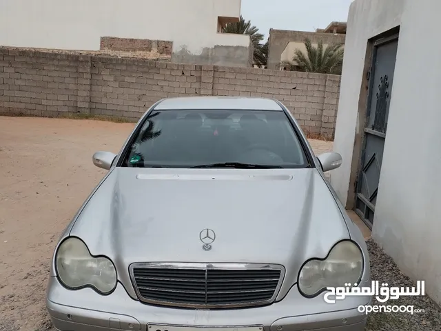 Mercedes Benz C-Class 2003 in Tripoli