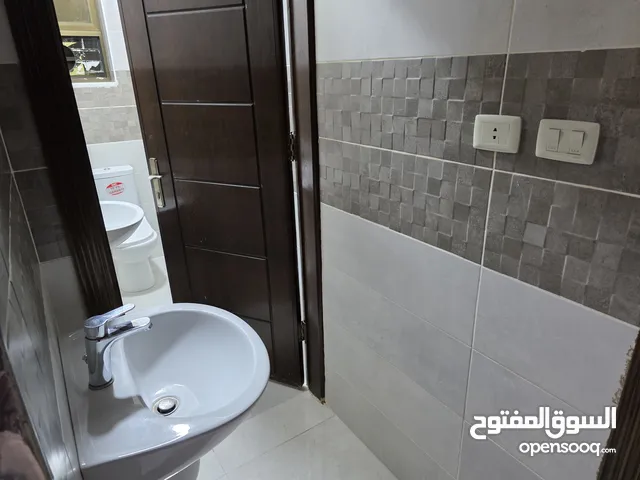 شقة للايجار، بشفا بدران، حي الكوم بالقرب من مسجد الحنان شارع خالد الطنيجي