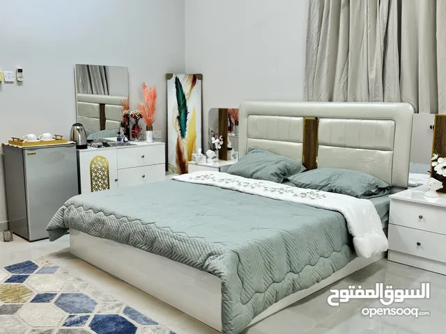 غرف وشقه للايجار اليومي للعوائل مفروشه بسعر ممتاز ..