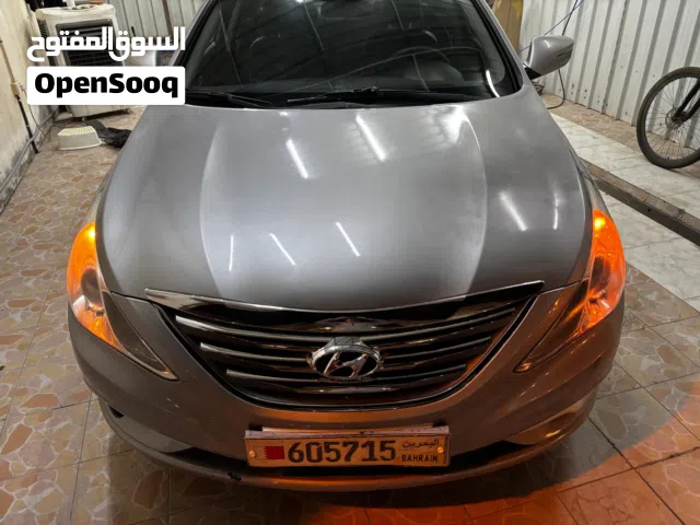 Hyundai Sonata 2014 low mileage BD 2300 (Negotiable)