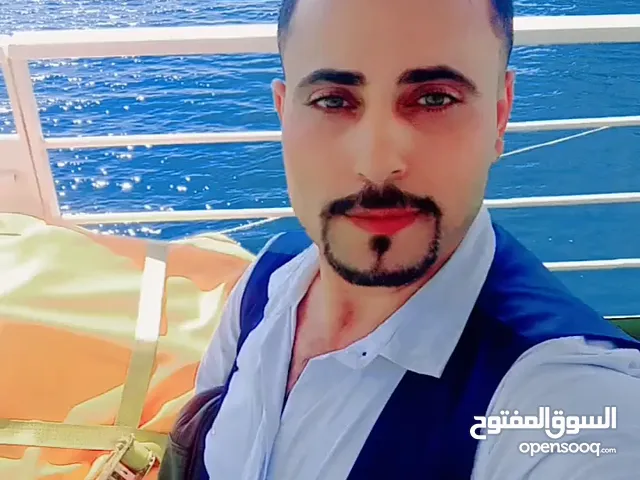 صلاح علي