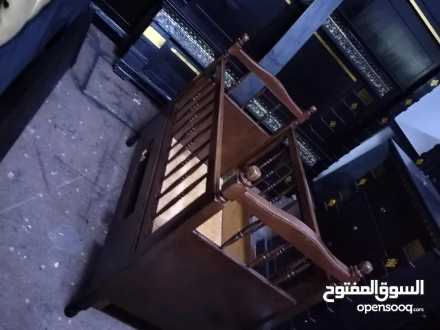 تخت بيبي خشب زان 45 دينار اربد الحصن