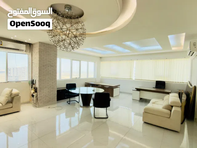 uxury Furnished Office for Rent/يمكنك وضع النص باللغتين في نفس الإعلان: