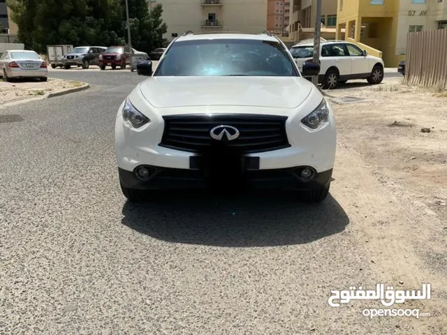 Infinity QX70S