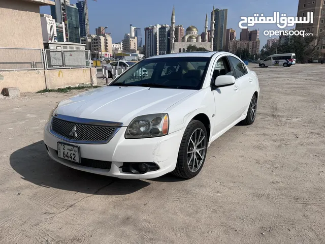 Mitsubishi Galant 2013 V6