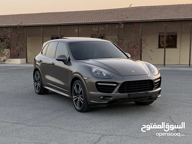 Porsche Cayenne GTS – Model 2014