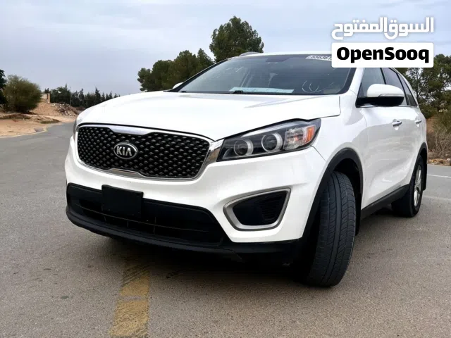 Used Kia Sorento in Al Maya