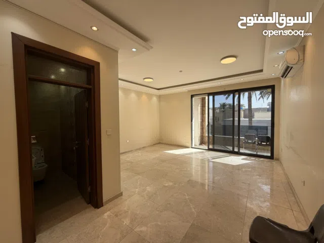 شقة ديلوكس للايجار في اليرموك، الاربع شوارع داخل فرع مطعم سماش بركر تصلح سكن او مكتب تجاري