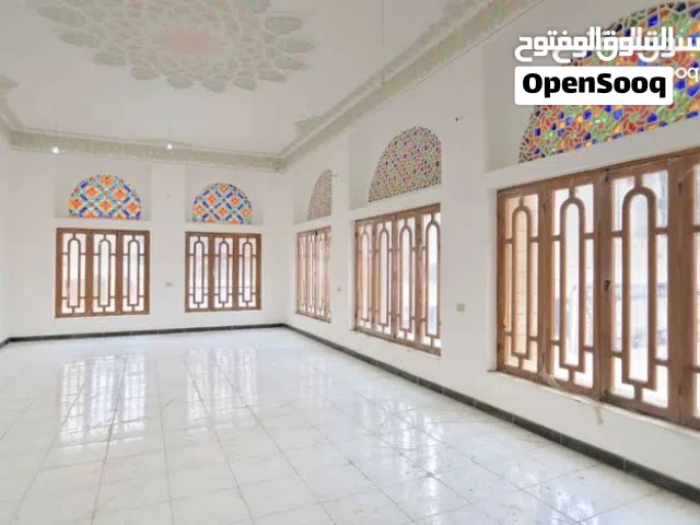311 m2 More than 6 bedrooms Townhouse for Rent in Sana'a Diplomatic Area