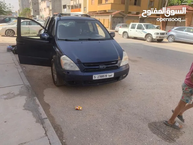 Used Kia Sedona in Tripoli