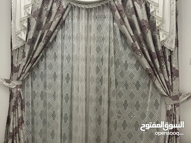 curtain good condition