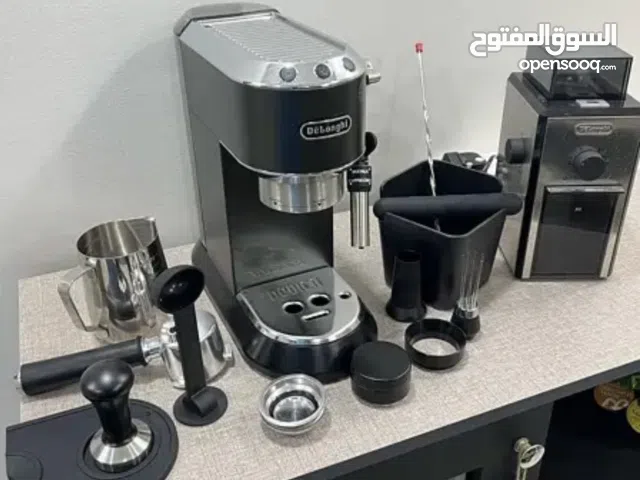 مكينه كوفي مع مكينه طحن القهوه مع مرفقاته