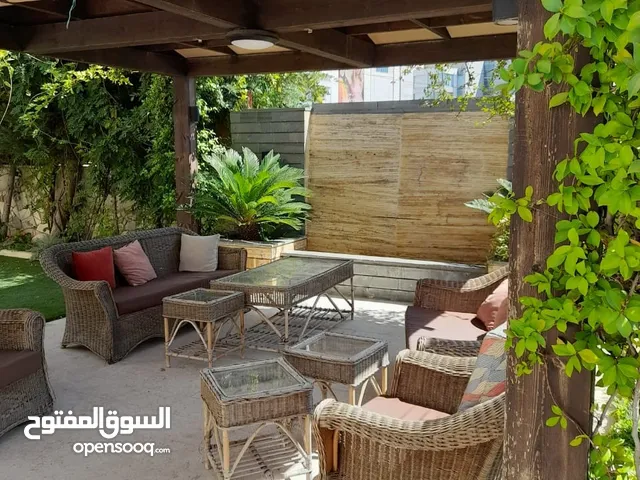 650 m2 5 Bedrooms Villa for Sale in Amman Khalda