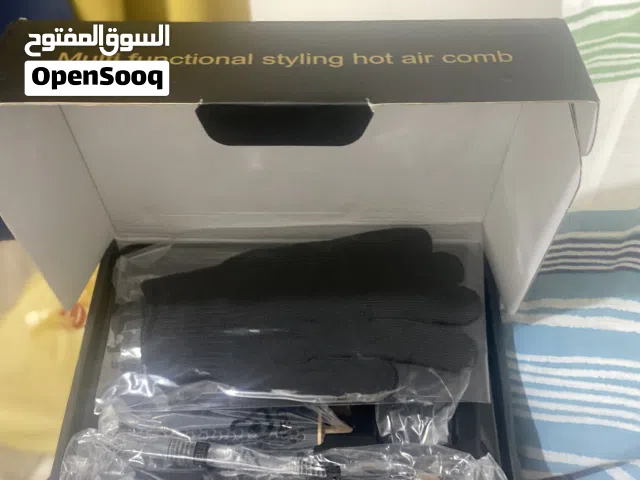 سشوارات جديده الرجاء البيع فقط من الامارات لن ارد علي ارقام خارج الامارات