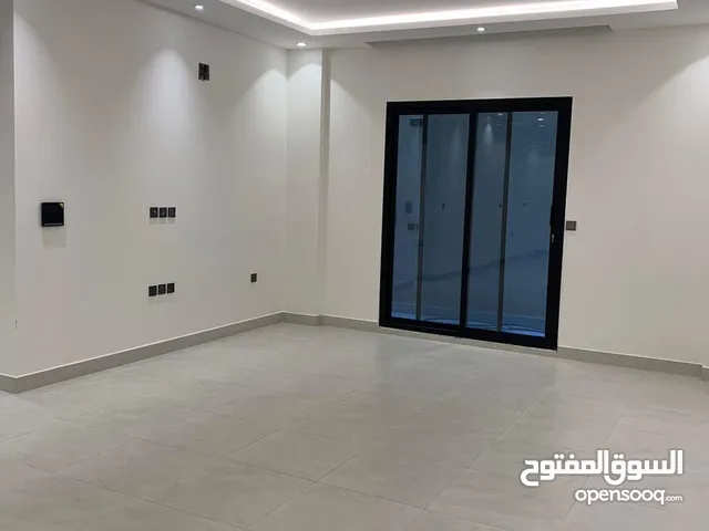 شقة فاخره للإيجار في حي الياسمين مدينة الرياض اطلالة متميزة