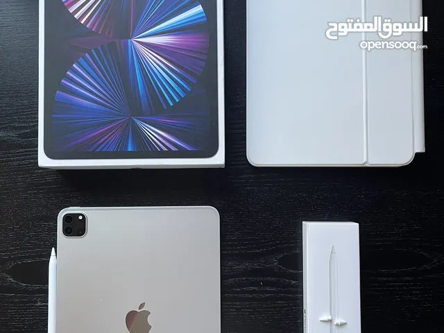 iPad Pro (11” M1 - 256GB - 3rd Gen) + Apple Pencil 2 + Hou Keyboard