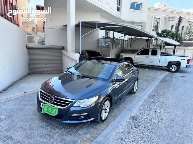 Volkswagen Passat 2012 in Southern Governorate
