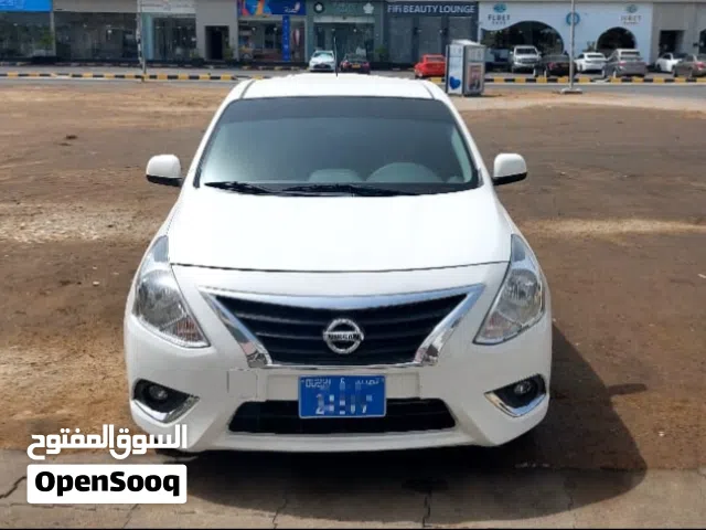 2019 نيسان صني Standard
