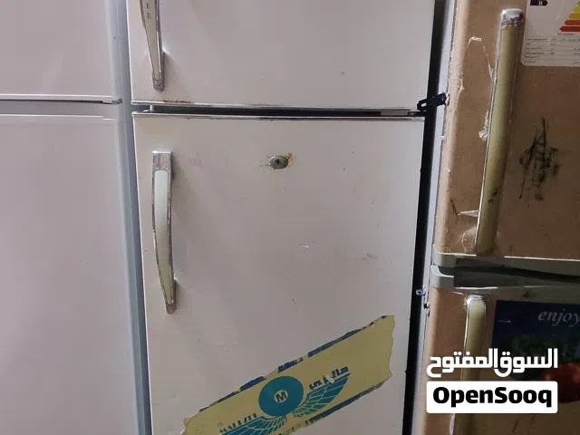 السلام عليكم عندي ثلاجه اريد ابيعه كلشي مابيهه بس ما عندي مجال