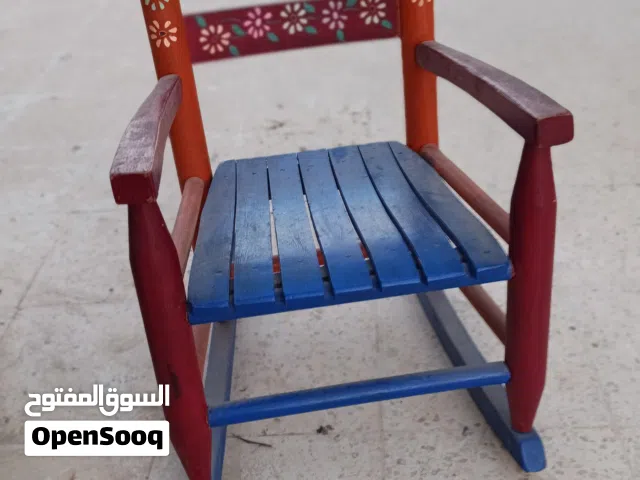 كرسي هزاز للاطفال طراز عتيق