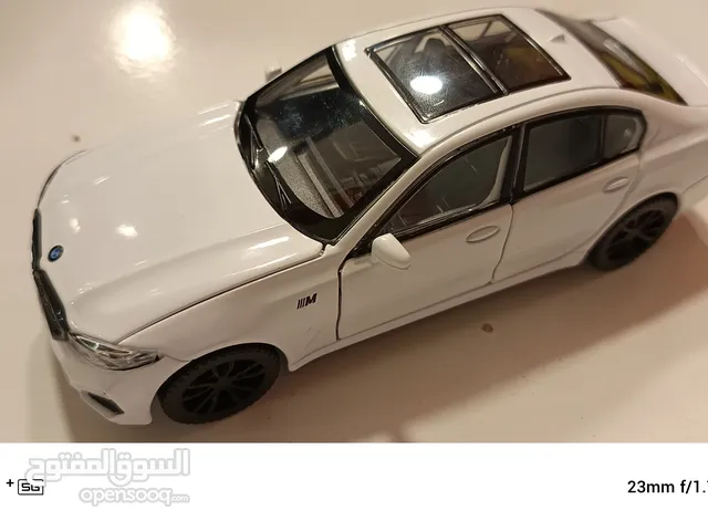 باقي سياره BMW