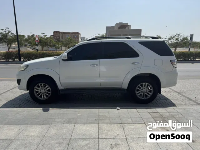 تويوتا فورتشنر 2012 خليجي مستعملة بحالة جيدة بمواصفات ممتازة