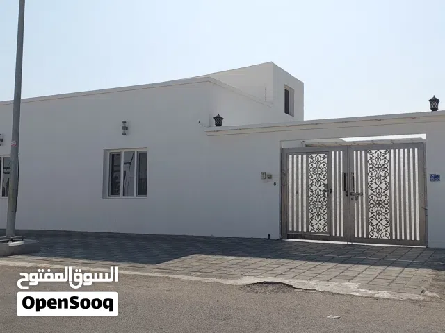 300 m2 3 Bedrooms Villa for Sale in Muscat Al Khoud