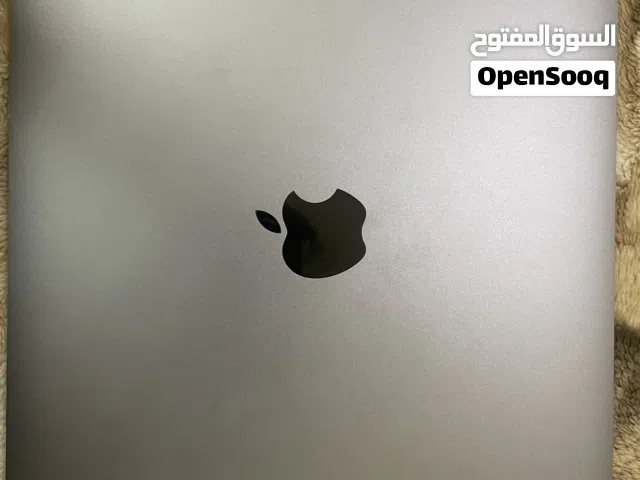 MacBook Air M1