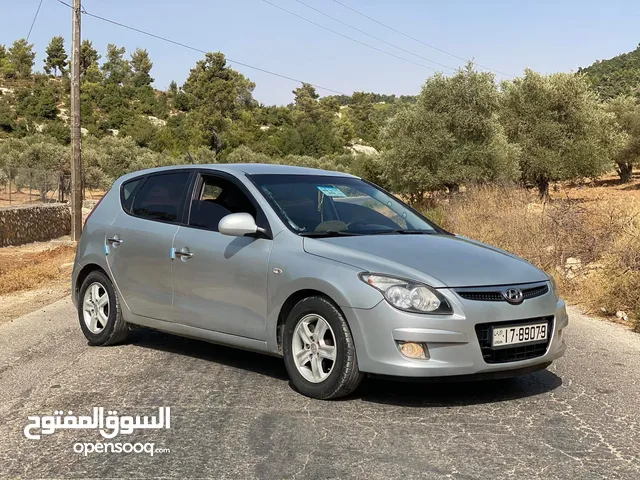 Hyundai i30 Standard in Jerash