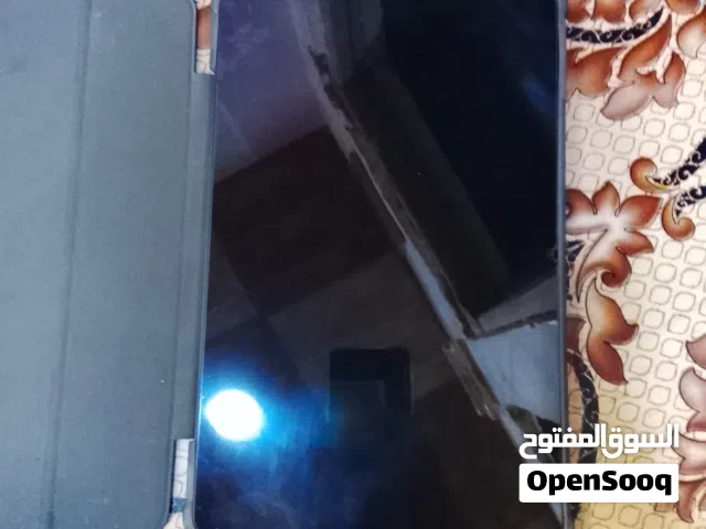ايباد بلاك فيو ميكا تو مستعمل لي مدت 3 اسابيع +ماوس وكيبورد + سماعات