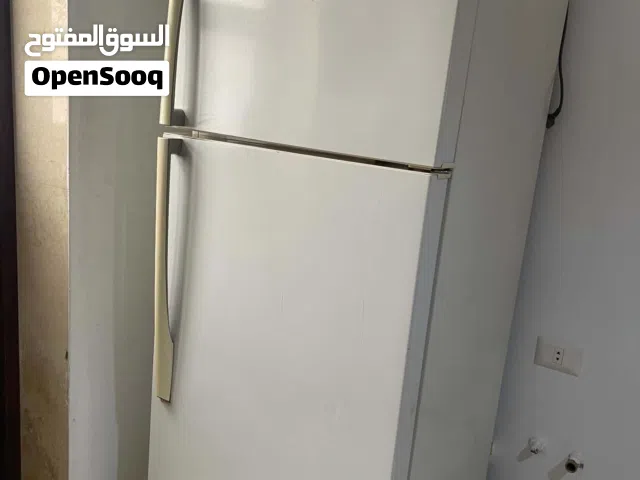 ثلاجة نوع LG
