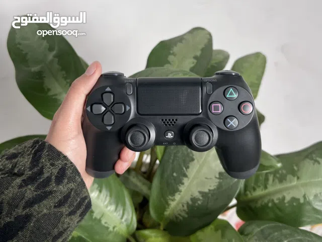 يدة تحكم سوني بليستيشن 4