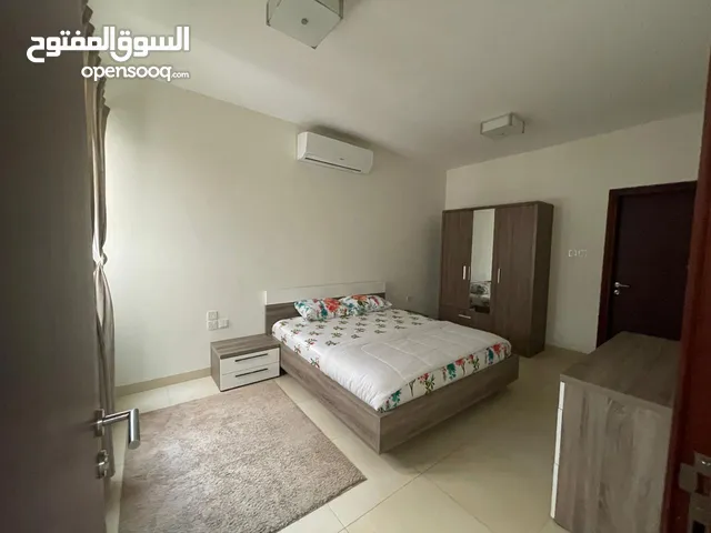 Luxury furnished appartment in Qurum near to PDO