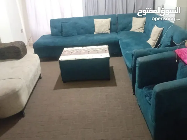 طقم كورنر بحالة جيدة جدا